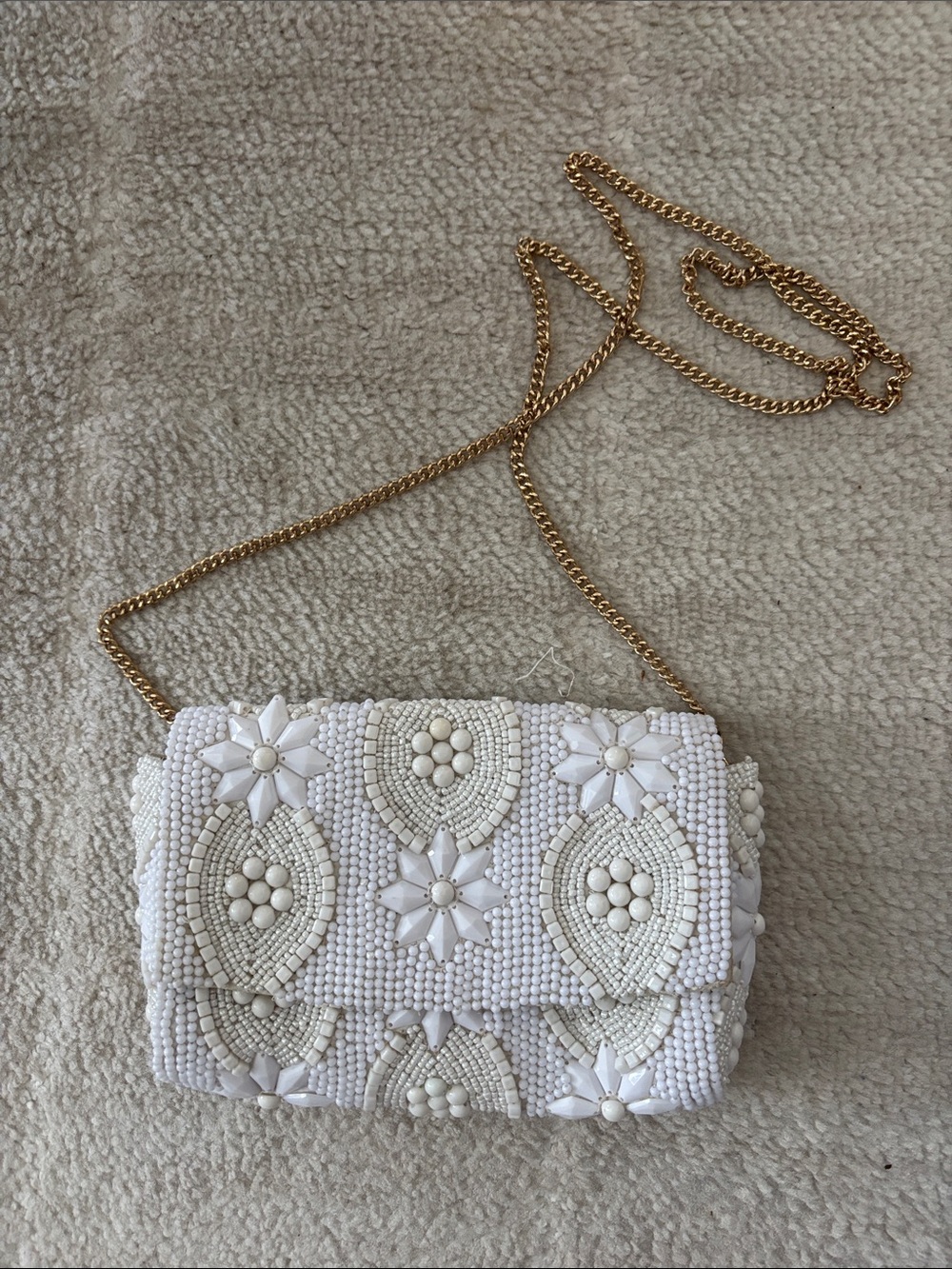 White Beaded Crossbody Bag with Gold Chain